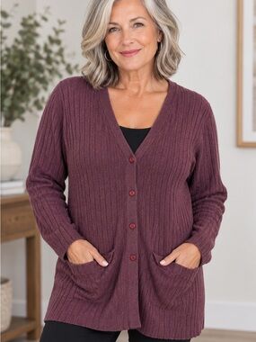 Ribbed V-Neck Button Cardigan Sweater - Plum